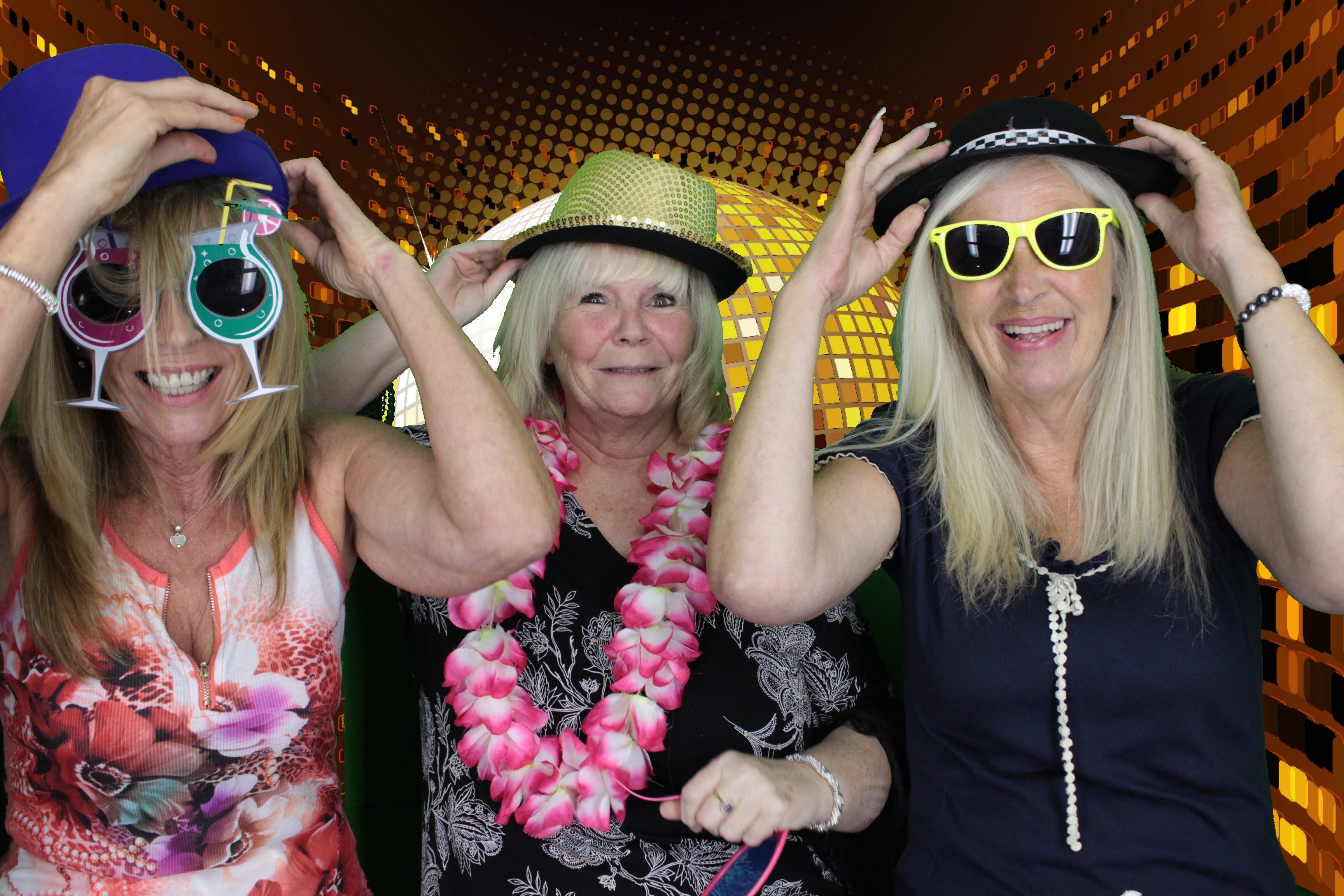Gary's 60th Birthday | View more photos from the event at gallery.myphotoboothexperience.co.uk/u/MyPhotoBoothExperienceLtd/Garys-60th-Birthday